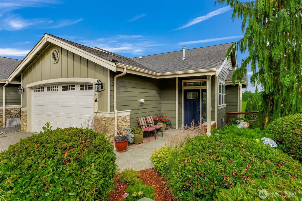 Photo of 2515 River Vista Court #A, Mount Vernon, WA 98273 (MLS # 2547110)