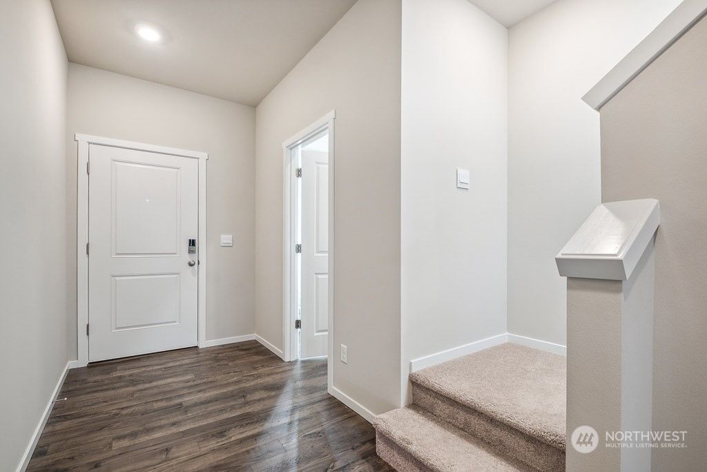 Photo of 1805 Terrace Avenue #WH 2, Snohomish, WA 98290 (MLS # 2212926)