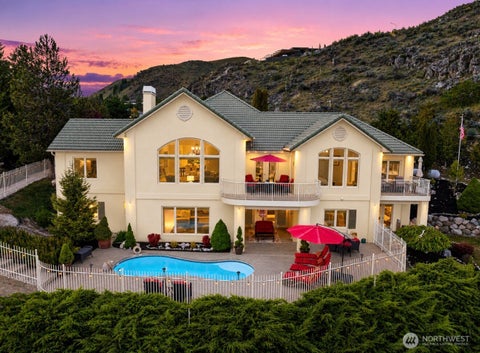 Photo of 146 Long Drive, Chelan, WA 98816 (MLS # 2511520)