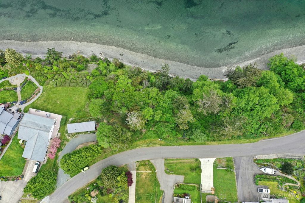 Photo of 0 Cranes Landing Drive, Greenbank, WA 98253 (MLS # 2515811)