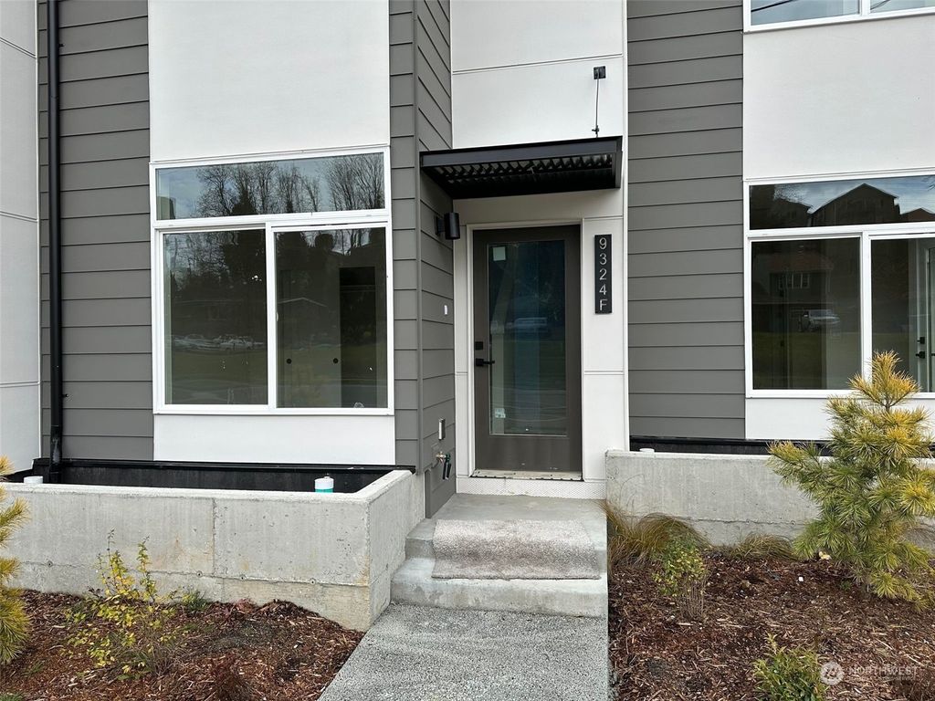 Photo of 9324 Renton Avenue S, Seattle, WA 98118 (MLS # 2043165)