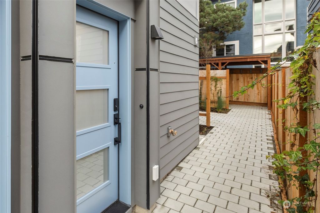 Photo of 728 N Allen Place, Seattle, WA 98103 (MLS # 2320261)