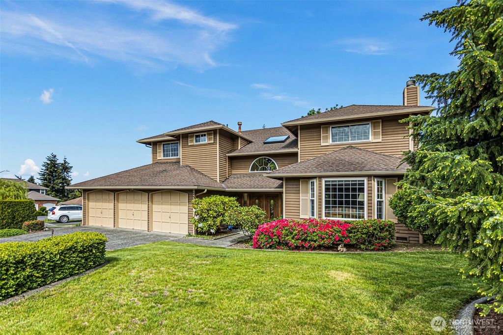 Photo of 23825 23rd Drive SE, Bothell, WA 98021 (MLS # 2526016)