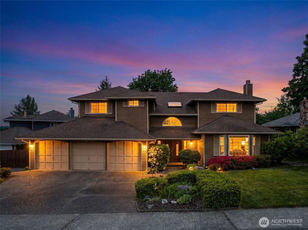 Photo of 23825 23rd Drive SE, Bothell, WA 98021 (MLS # 2526016)