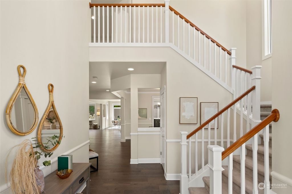 Photo of 2921 278th Avenue SE, Sammamish, WA 98075 (MLS # 2265402)