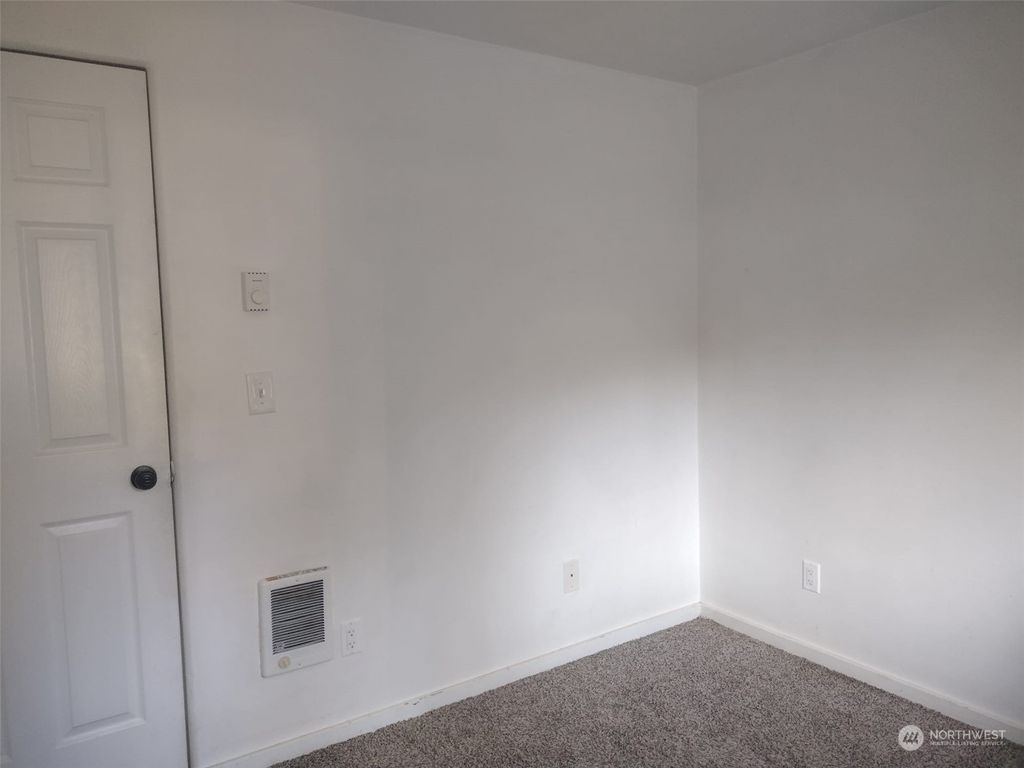 Photo of 13020 W Loop View Drive, Granite Falls, WA 98252 (MLS # 2179647)