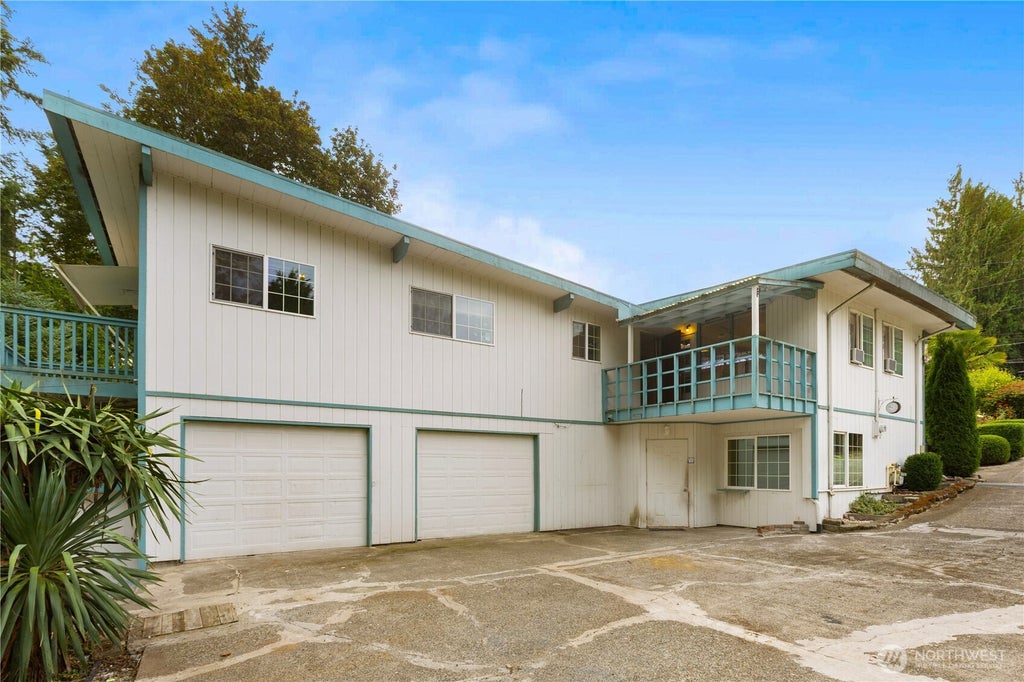 Photo of 2317 179th Avenue E, Lake Tapps, WA 98391 (MLS # 2574653)