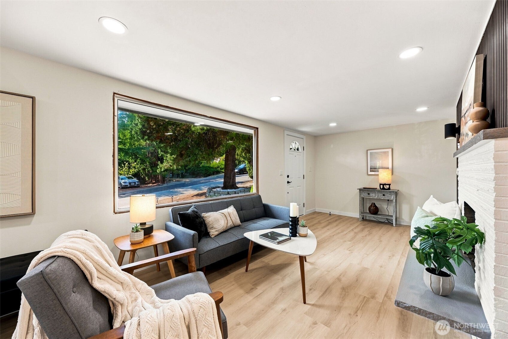 2538 NE 107th Street