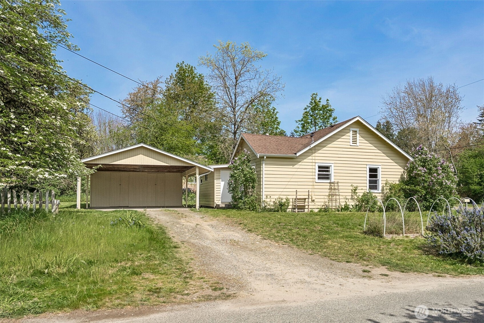 Olympia, Washington 98506, United States, 3 Bedrooms Bedrooms, ,2 BathroomsBathrooms,Residential,Pending,131048