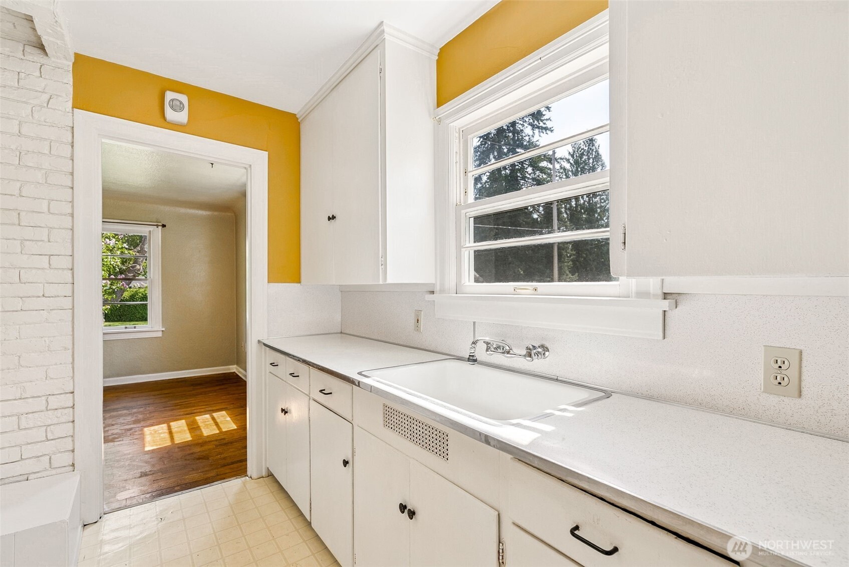 Olympia, Washington 98506, United States, 3 Bedrooms Bedrooms, ,2 BathroomsBathrooms,Residential,Pending,131048