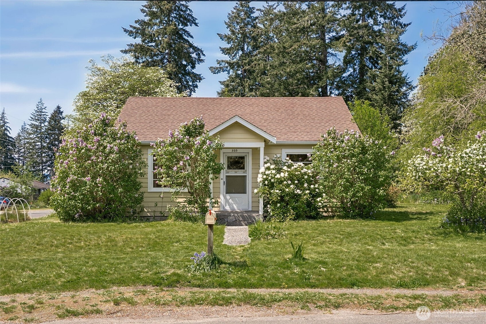 Olympia, Washington 98506, United States, 3 Bedrooms Bedrooms, ,2 BathroomsBathrooms,Residential,Pending,131048