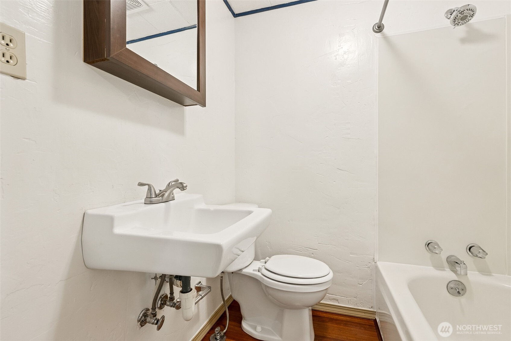 Olympia, Washington 98506, United States, 3 Bedrooms Bedrooms, ,2 BathroomsBathrooms,Residential,Pending,131048