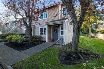 Photo of 23707 13th Place S #1202, Des Moines, WA 98198 (MLS # 2538096)
