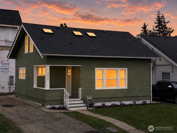 2432 Grant Street Bellingham WA 98225