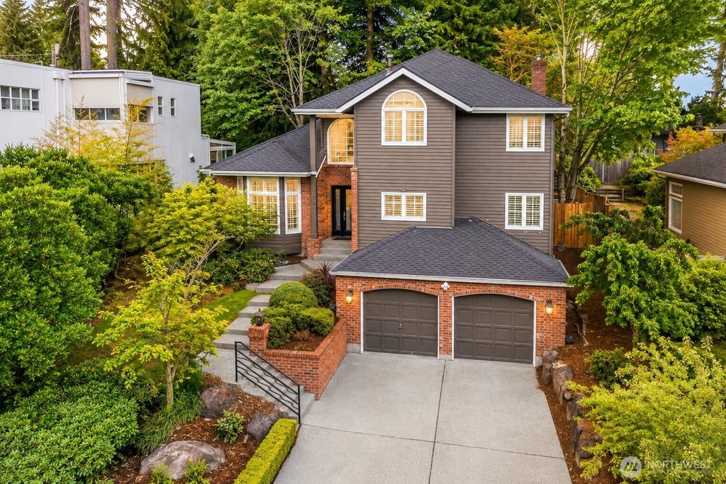 Photo of 1010 106th Avenue SE, Bellevue, WA 98004 (MLS # 2567490)