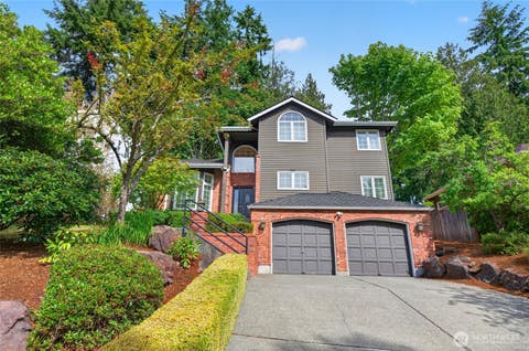 Photo of 1010 106th Avenue SE, Bellevue, WA 98004 (MLS # 2567490)