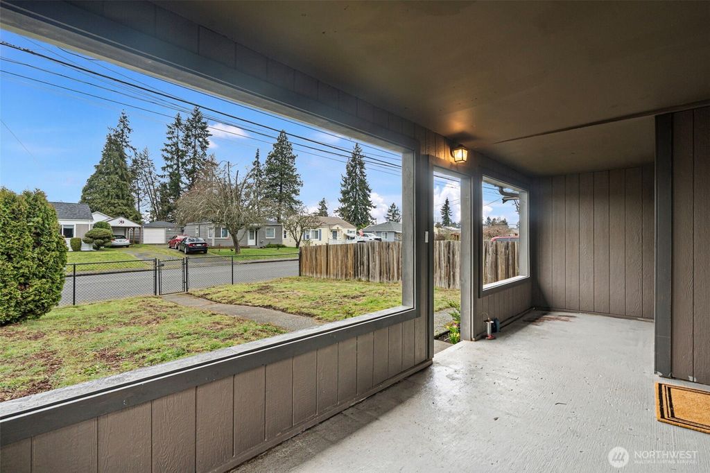 Photo of 1019 S Rochester Street, Tacoma, WA 98465 (MLS # 2491004)