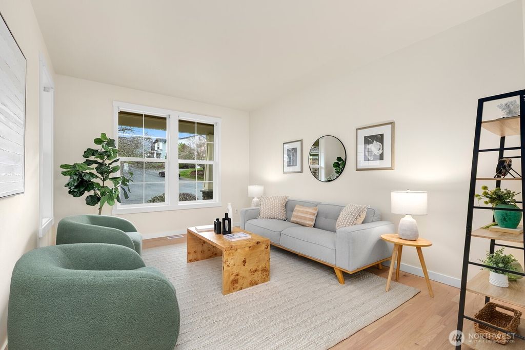 Photo of 252 245th Place NE, Sammamish, WA 98074 (MLS # 2498960)