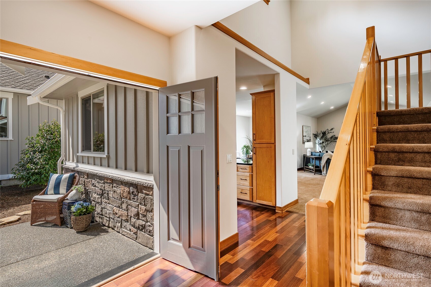 9021 Gleneage Drive 17