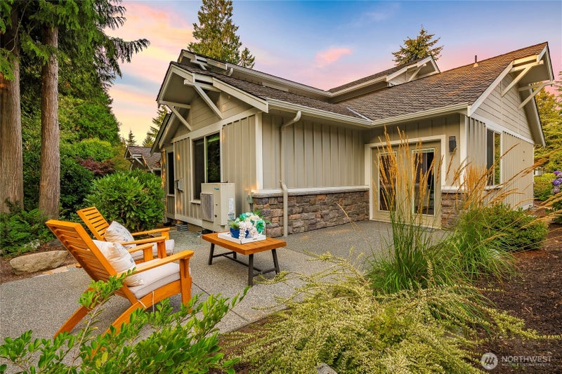 9021 Gleneagle Drive 17