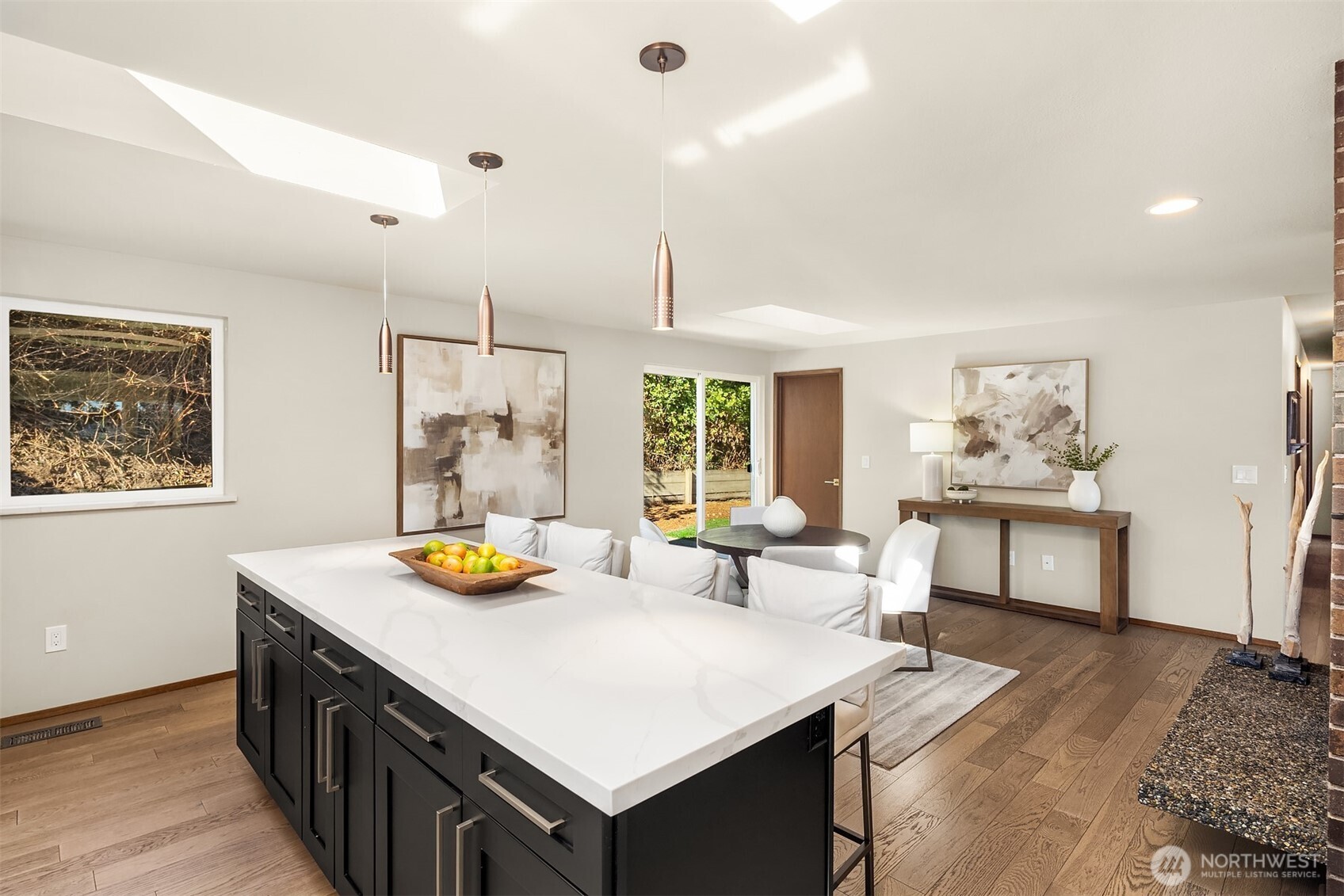 15713 37th Avenue NE