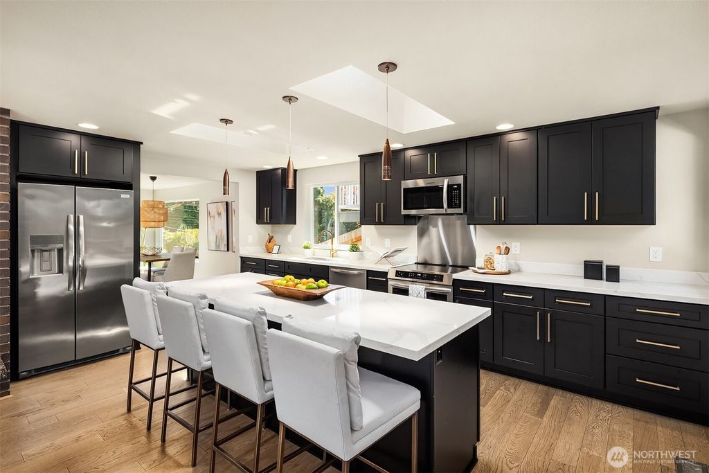 Photo of 15713 37th Avenue NE, Lake Forest Park, WA 98155 (MLS # 2445300)