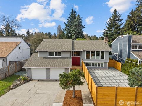 Photo of 7407 25th Avenue NE, Seattle, WA 98115 (MLS # 2509783)