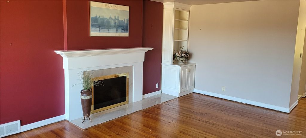 Photo of 1803 126th Avenue SE, Bellevue, WA 98005 (MLS # 2433425)