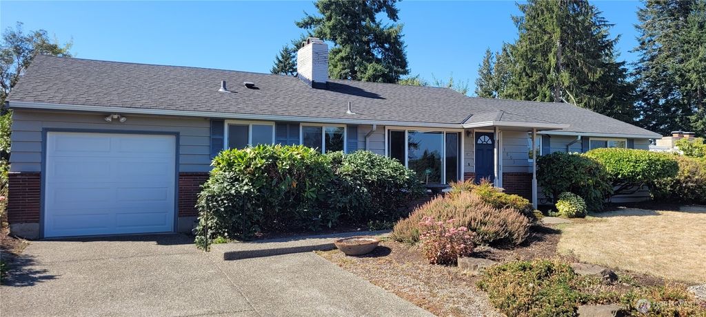 Photo of 1803 126th Avenue SE, Bellevue, WA 98005 (MLS # 2433425)