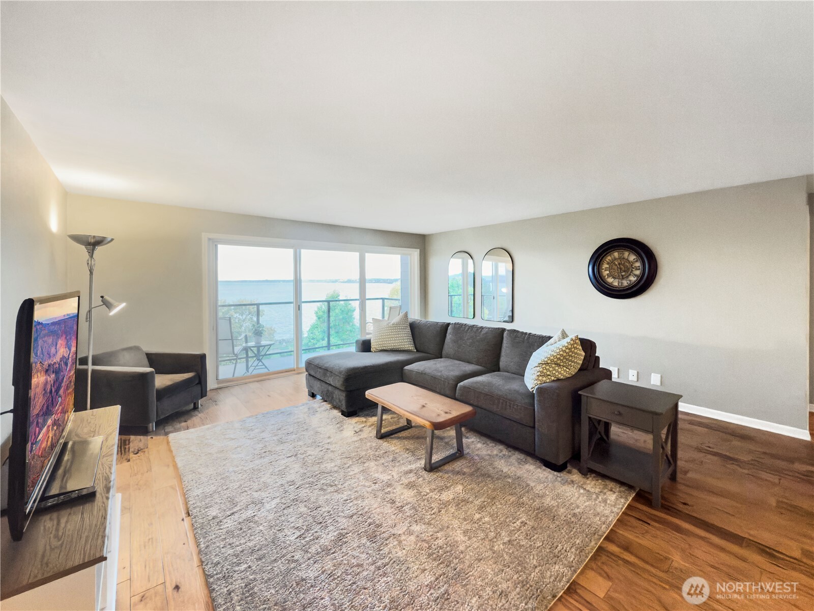 444 S State Street 307