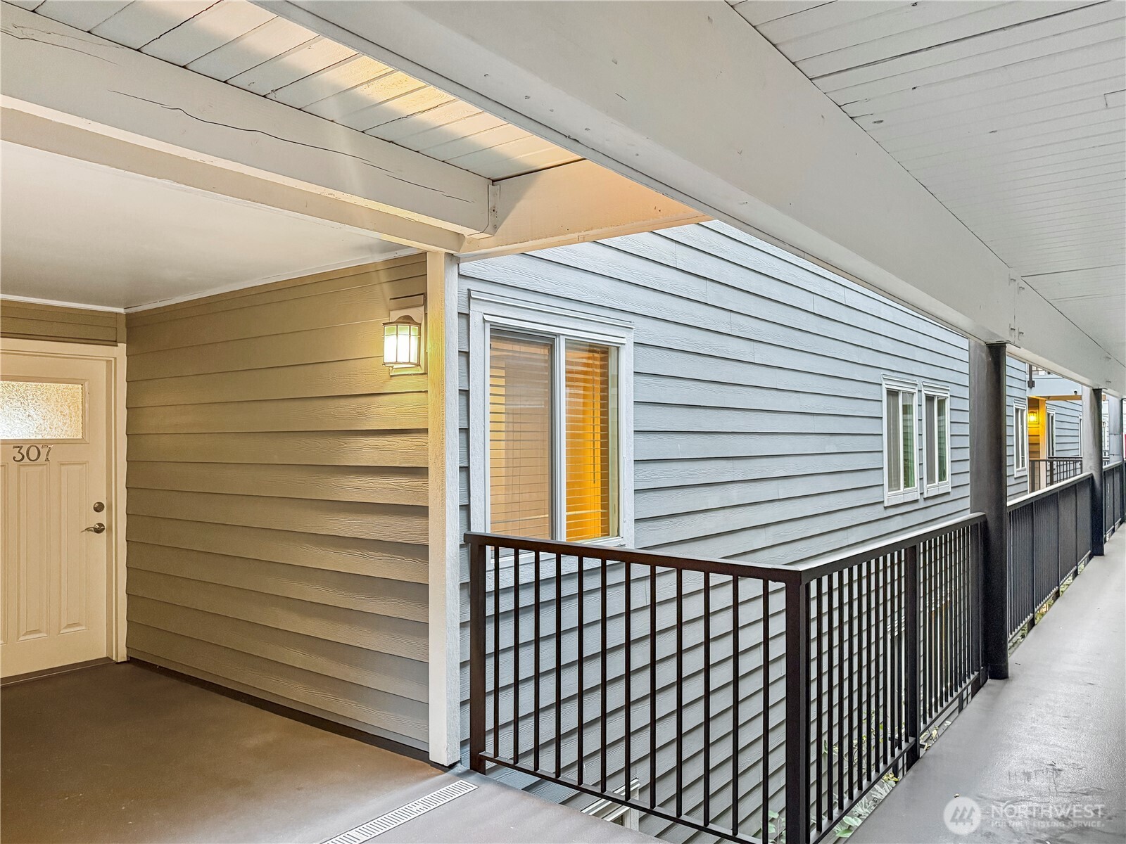 444 S State Street 307