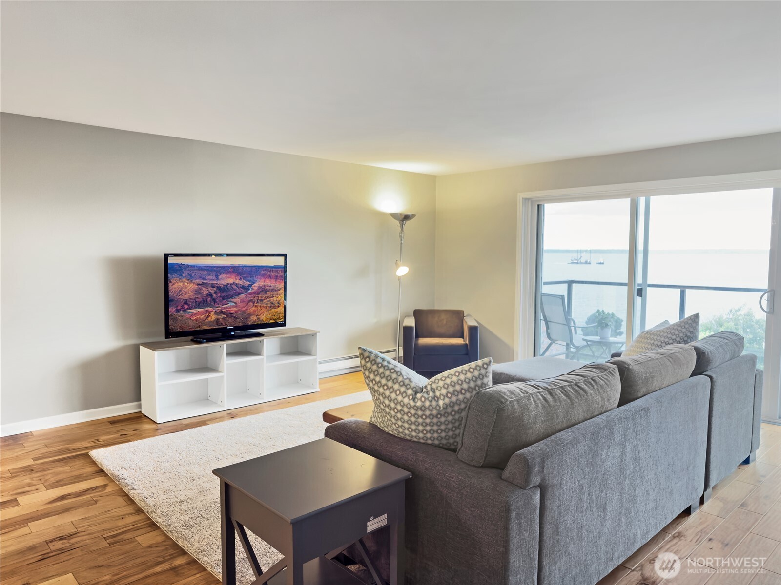 444 S State Street 307