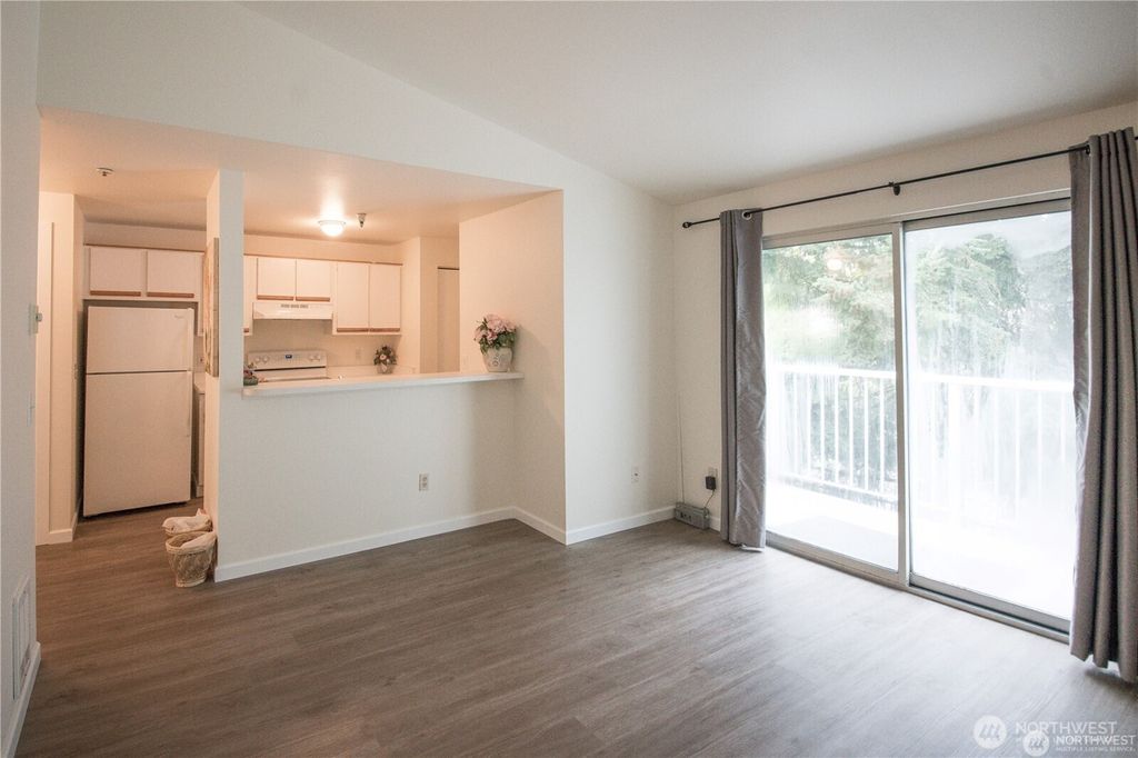 Photo of 7453 133rd Avenue SE #M305, Newcastle, WA 98059 (MLS # 2469615)