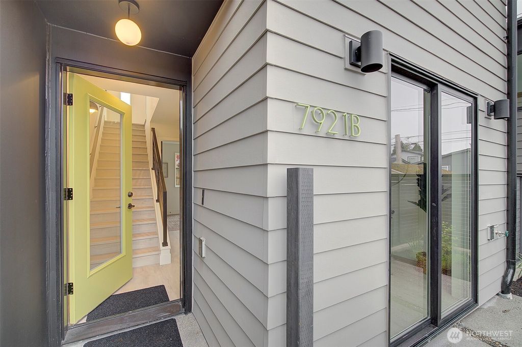 Photo of 7912 34th Avenue SW #B, Seattle, WA 98126 (MLS # 2519837)
