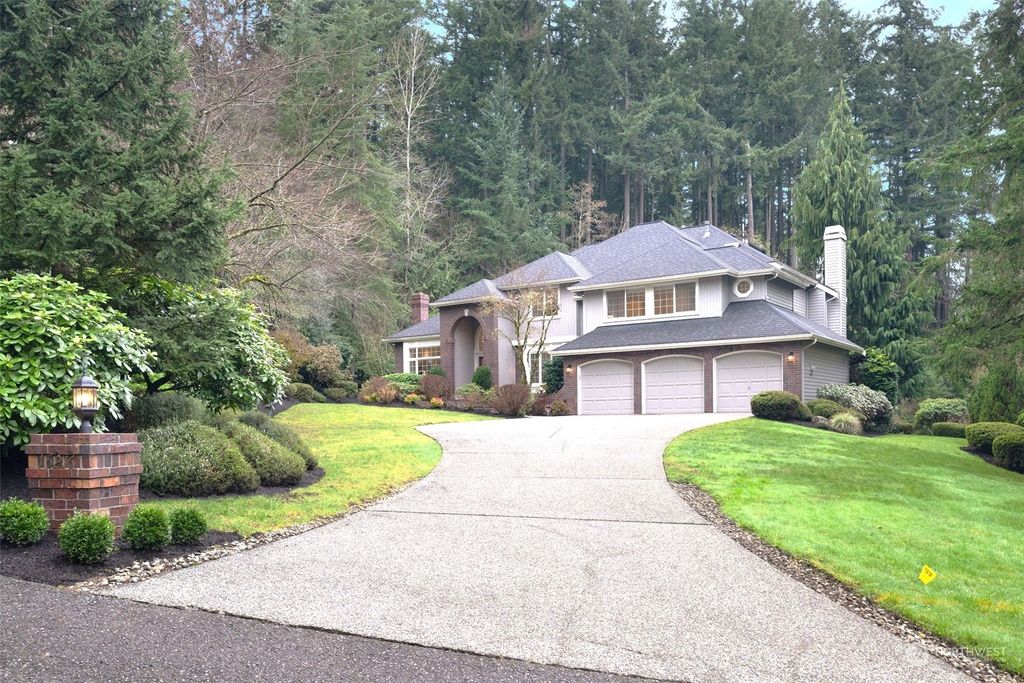 Photo of 15216 NE 156th Street, Woodinville, WA 98072 (MLS # 2194317)