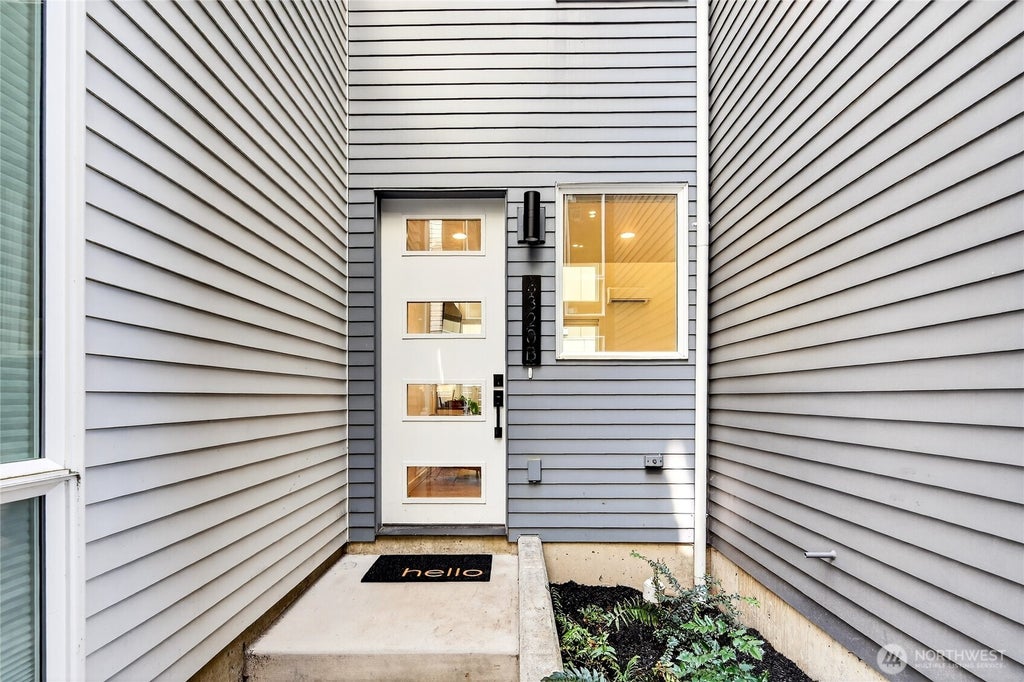 Photo of 6320 41st Avenue SW #B, Seattle, WA 98136 (MLS # 2588290)