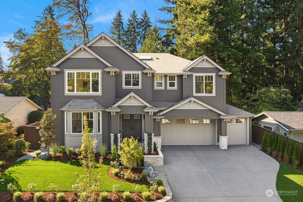 Photo of 8111 135th Place NE, Redmond, WA 98052 (MLS # 2129433)