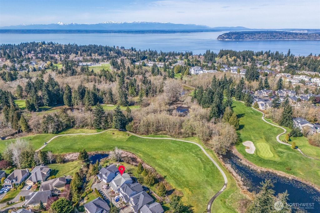 Photo of 4836 Bridgeport Place, Mukilteo, WA 98275 (MLS # 2500538)