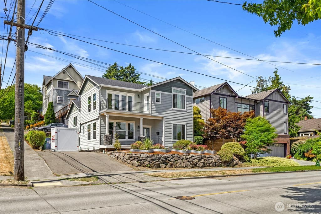Photo of 101 Martin Luther King Jr Way East WAY E, Seattle, WA 98112 (MLS # 2565850)