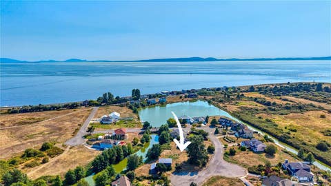 Photo of 15 Ocean View Lane, Point Roberts, WA 98281 (MLS # 2568755)