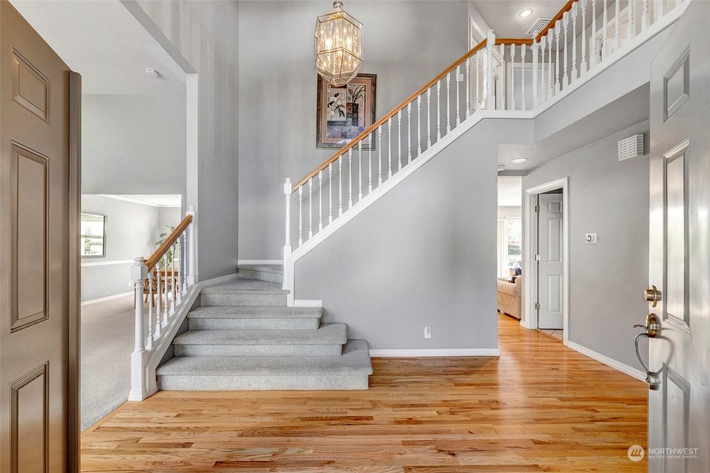 Photo of 6807 117th Avenue NE, Kirkland, WA 98033 (MLS # 2160780)