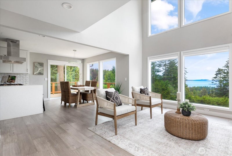 14076 Rosario Road