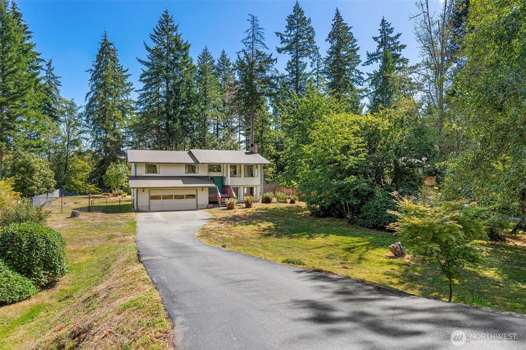 Photo of 4505 Phillips Road SE, Port Orchard, WA 98366 (MLS # 2578721)