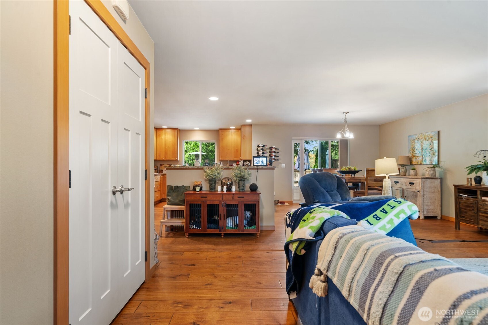8992 Denise Place NE