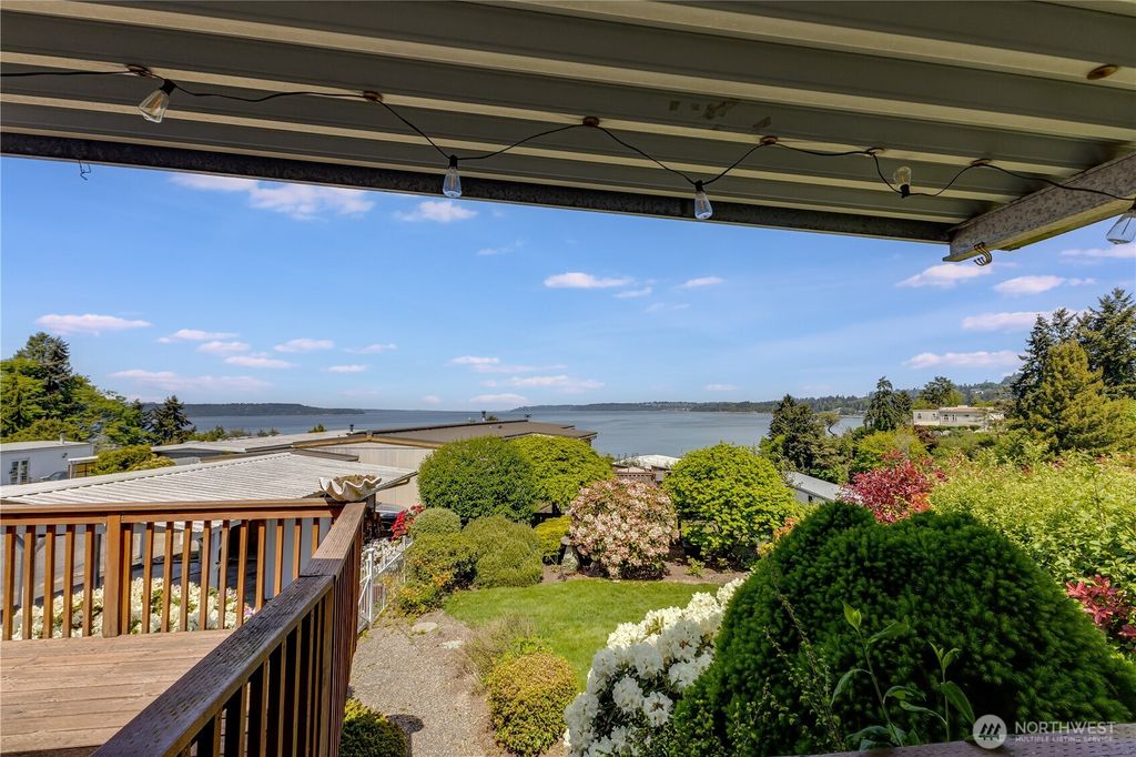 Photo of 29020 1st Avenue #37, Des Moines, WA 98198 (MLS # 2464394)