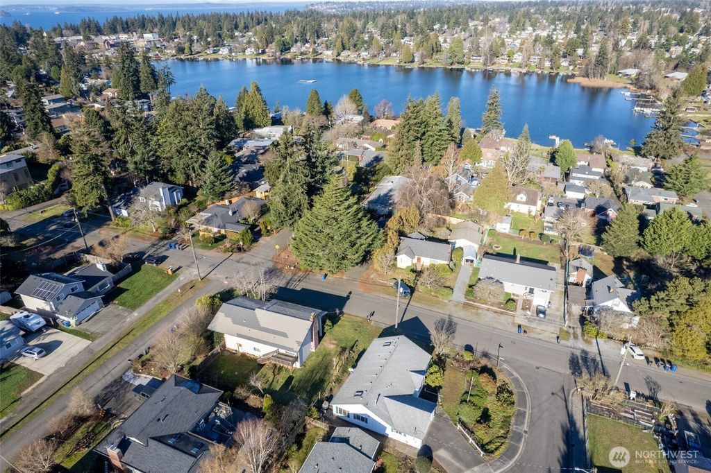 Photo of 1229 SW 158th Street, Burien, WA 98166 (MLS # 2324966)