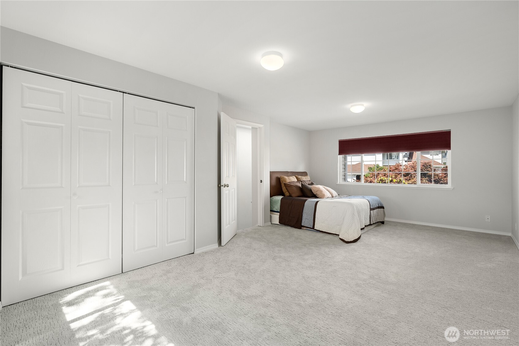 Renton, Washington 98055, United States, 5 Bedrooms Bedrooms, ,3 BathroomsBathrooms,Residential,Active,189882