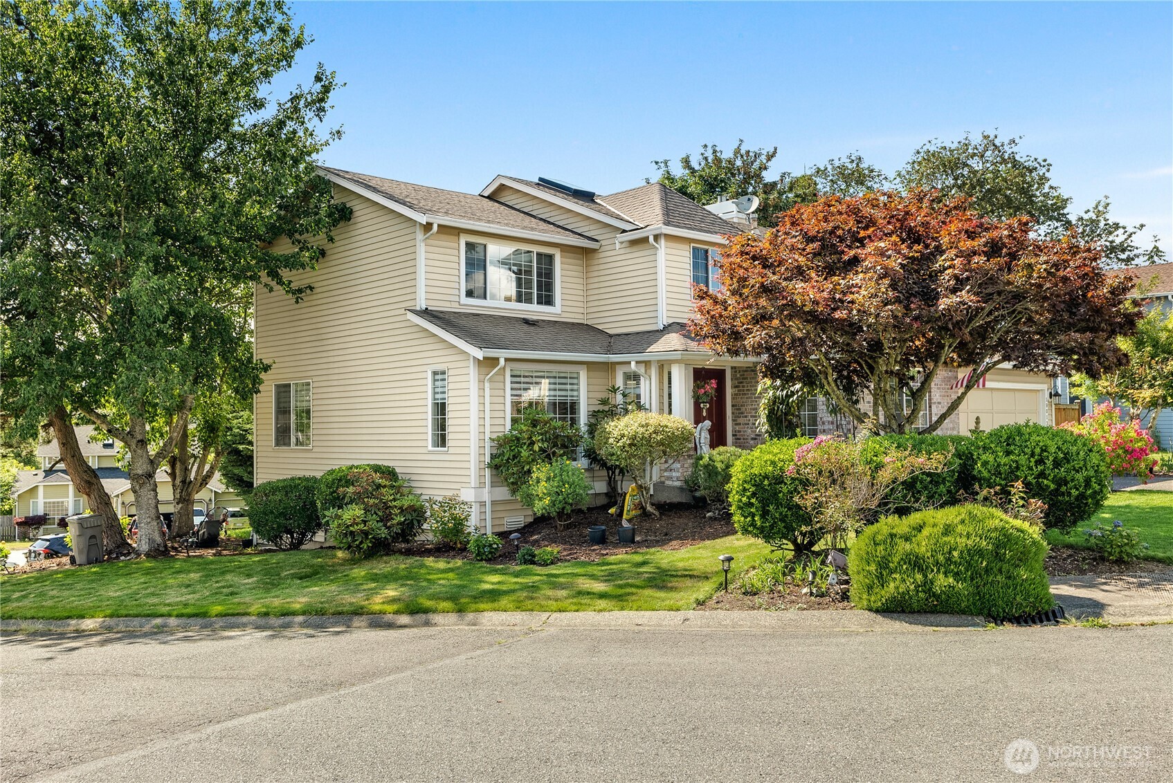 Renton, Washington 98055, United States, 5 Bedrooms Bedrooms, ,3 BathroomsBathrooms,Residential,Active,189882