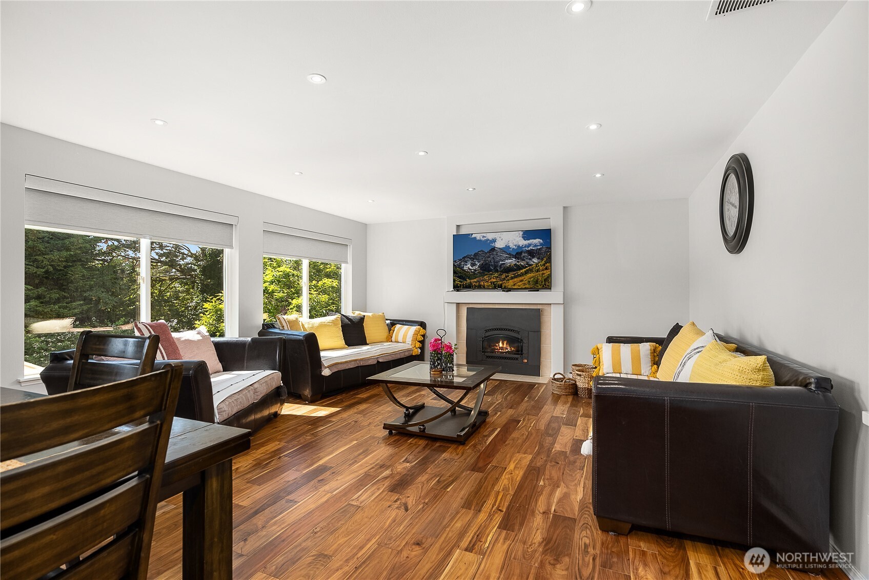 Renton, Washington 98055, United States, 5 Bedrooms Bedrooms, ,3 BathroomsBathrooms,Residential,Active,189882