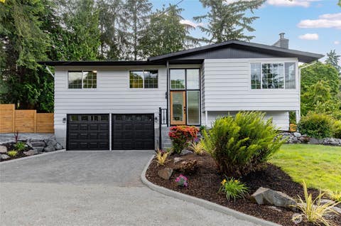 Photo of 29853 8th Avenue SW, Federal Way, WA 98023 (MLS # 2538137)